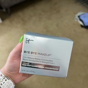 It Cosmetics Makeup Balm